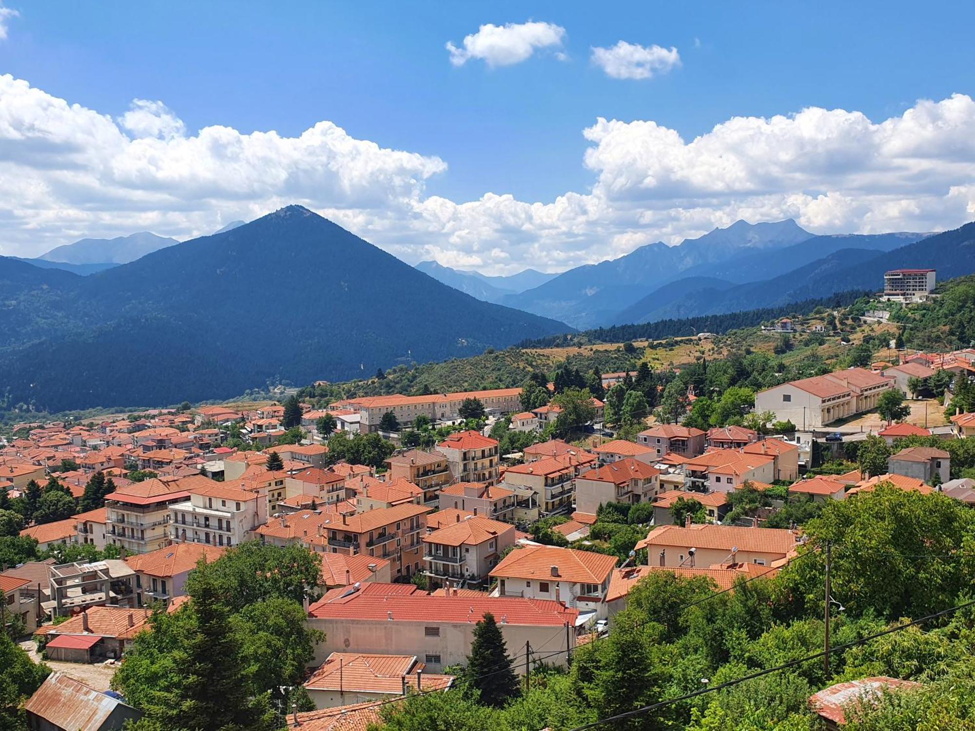 Ξενώνας Σέμελη Καρπενήσι Εξωτερικό φωτογραφία